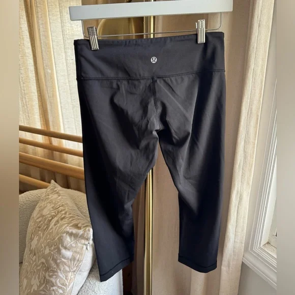 Lululemon Black Cropped Leggings | 6 - Picture 2 of 4